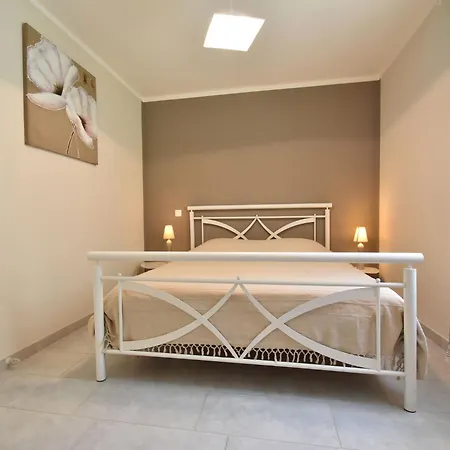Holiday In Montcl Ra With Sunny Garden Playground Equipment And Private Pool Casa vacanze Montcléra